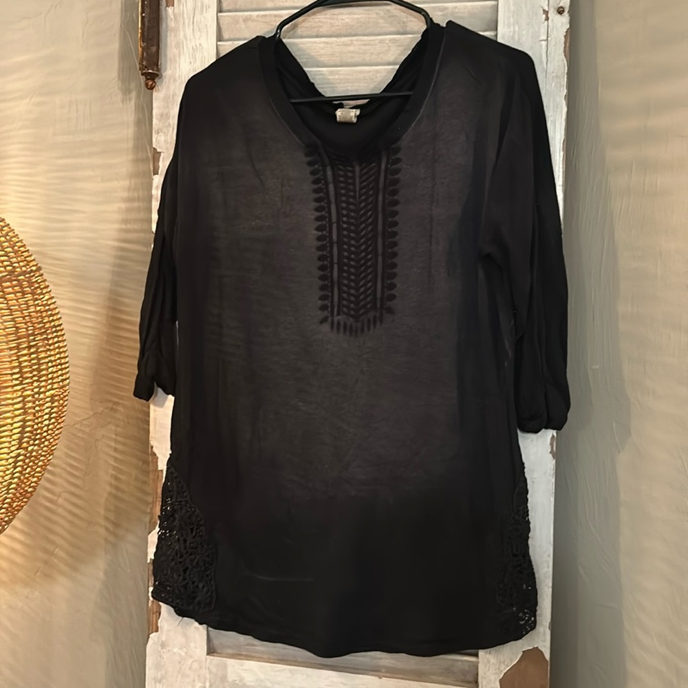 Gimmicks by BKE bohemian tunic top